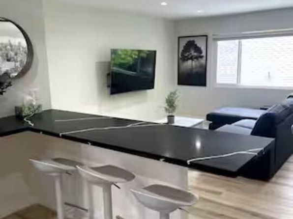 8704 Dorrington Ave #D