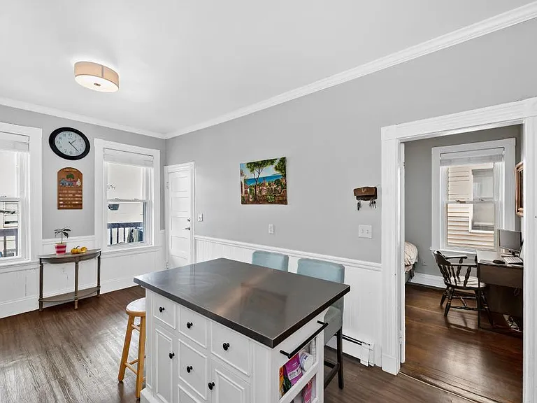 356 Princeton St #2 — Photo 5