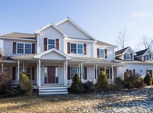 9 Lazur Rd, Ballston Lake, NY 12019