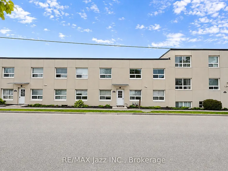 209 Stacey Ave #1 — Photo 3
