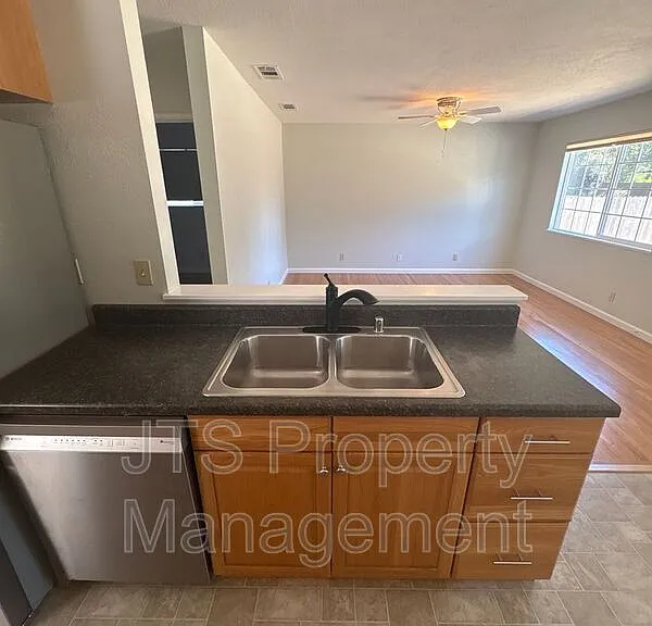 7326 Palm Ave — Photo 10
