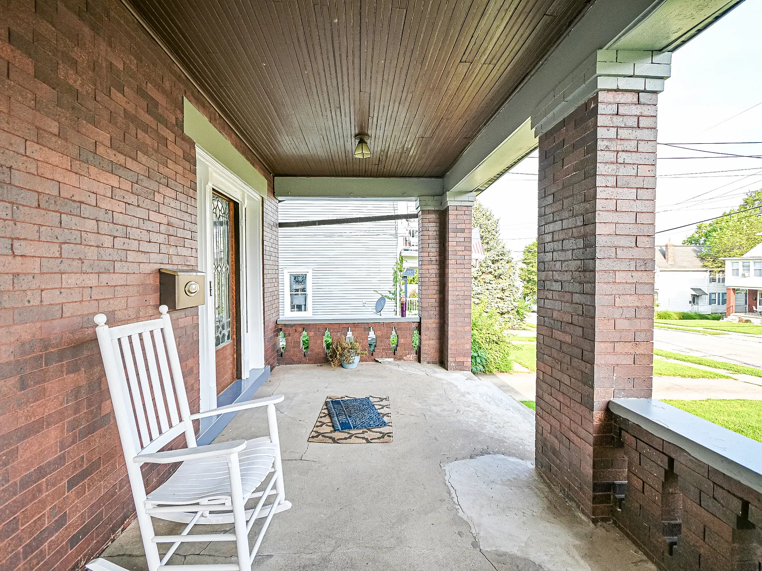 2221 Feldman Avenue - 1 — Photo 4