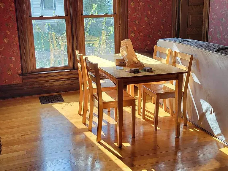 105 Lakeshore Dr NW #5 — Photo 5