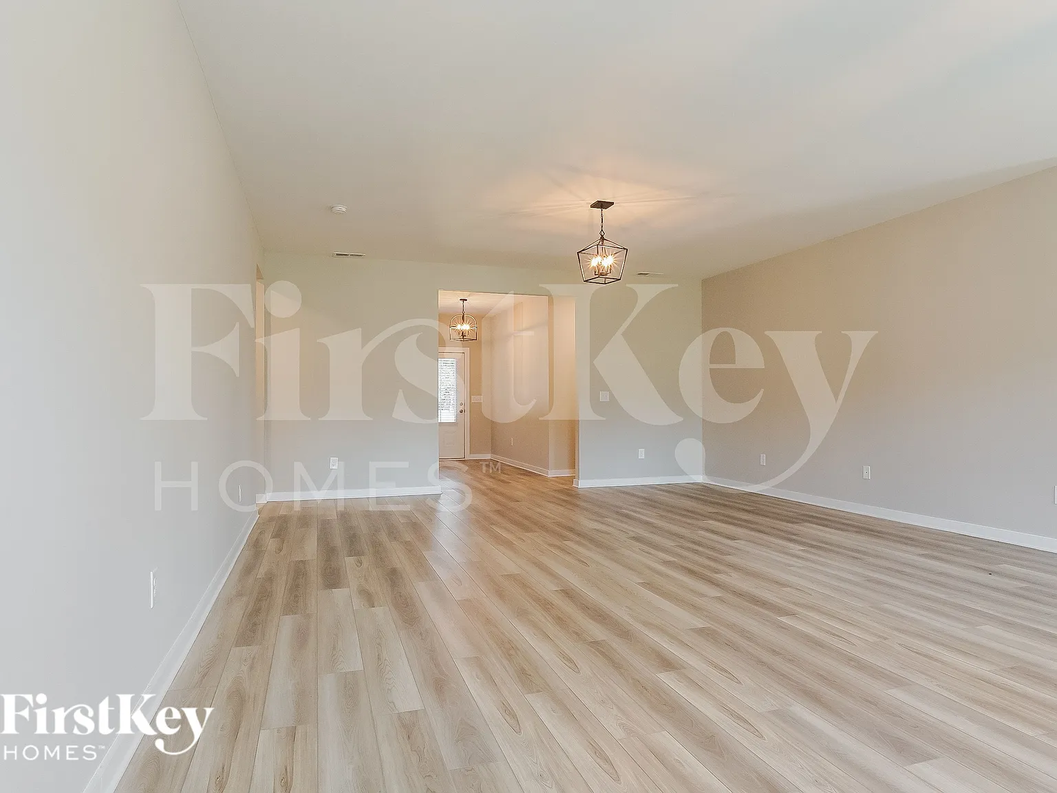 3 bed, 2.0 bath, 1801 sqft, $1,740 — Photo 3