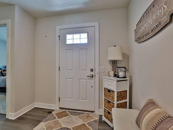 3rd image of 1258 Cavanaugh Ln