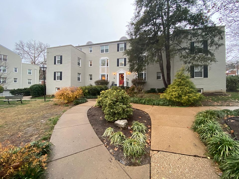 1st image of 822 S Arlington Mill Dr APT 303