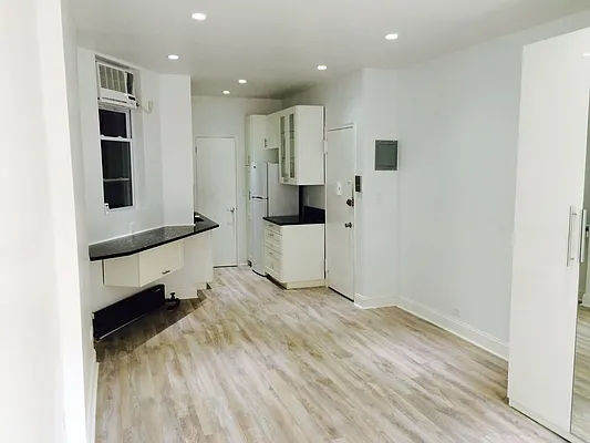 Rented by Performing Assets Corp | media 1