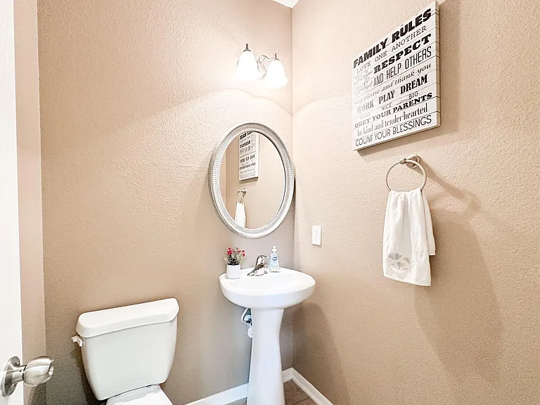 6118 Coastal Grove Ln — Photo 31