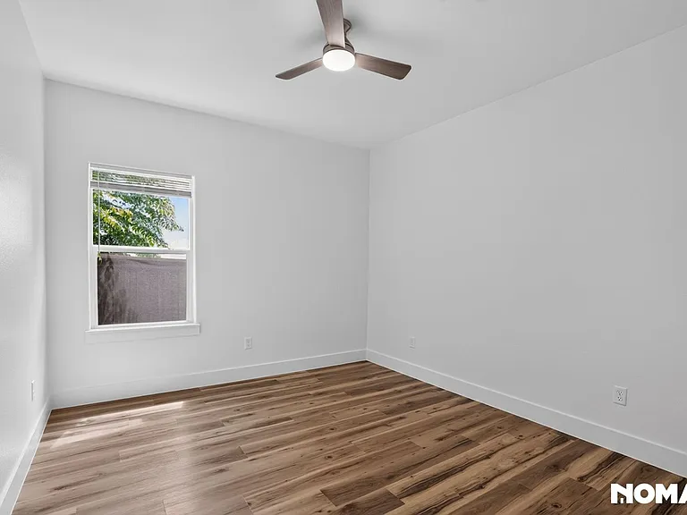 4408 Goddard Rd — Photo 9