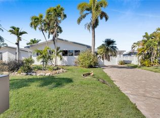 465 Donora Blvd, Fort Myers Beach, FL 33931
