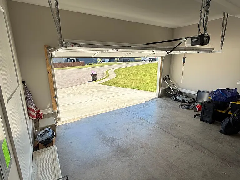 306 Mable Viola Ct — Photo 14