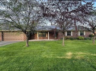 213 Shawnee Est, Winfield, WV 25213