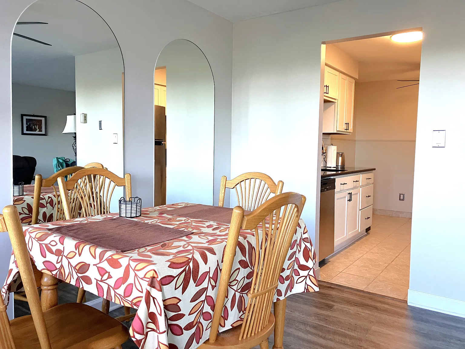 1 bed, 732 sqft, $1,500 — Photo 4
