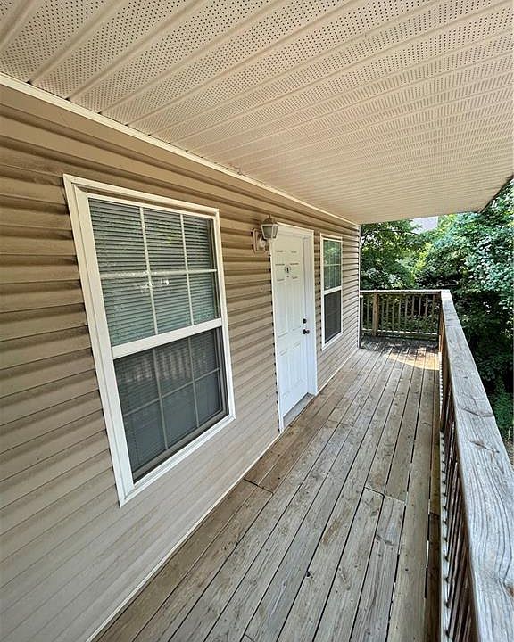 1st image of 1677 W Neptune St #8