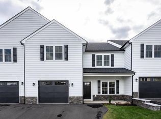 10 Ashwood Ln, Staunton, VA 24401