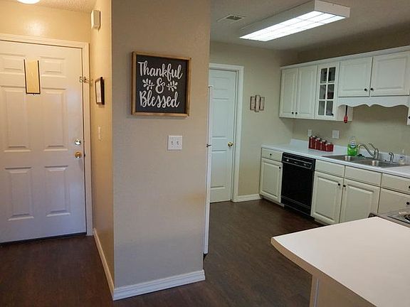 5th image of 161 Avondale Dr APT 5