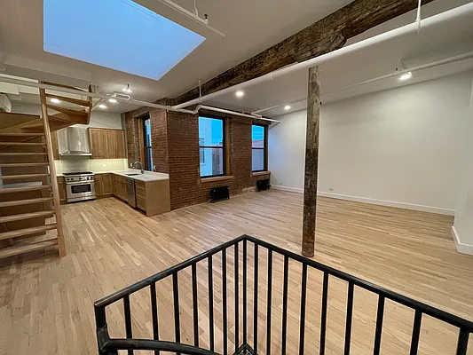 Rented by The Royse Group | media 18