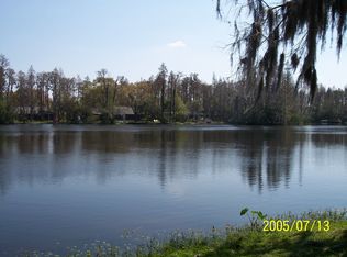 2813 Wilson Cir, Lutz, FL 33548