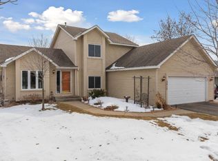 3410 Quarry Ave, Anoka, MN 55303