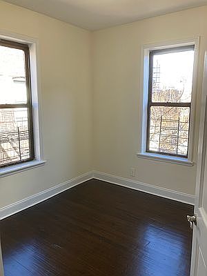 4th image of 407 Audubon Ave APT 5C