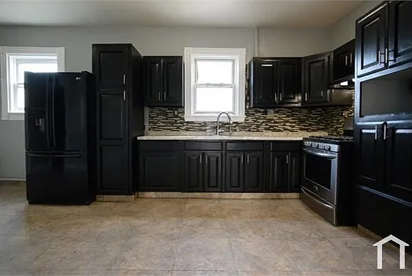 4 Burton Ave #3 — Photo 10