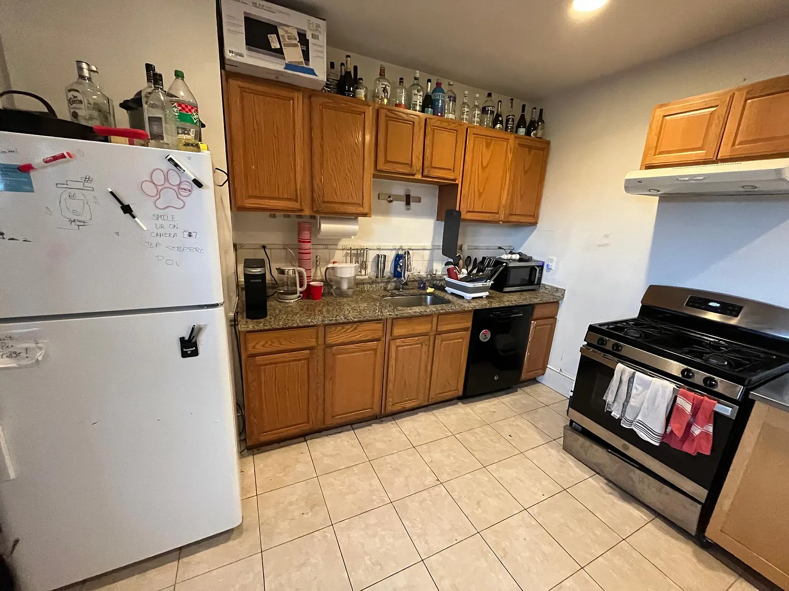 4 bed, 1350 sqft, $5,600 — Photo 4