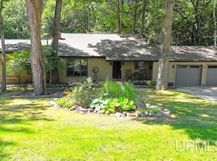 308 Jonathan Carver Rd, Marquette, MI 49855