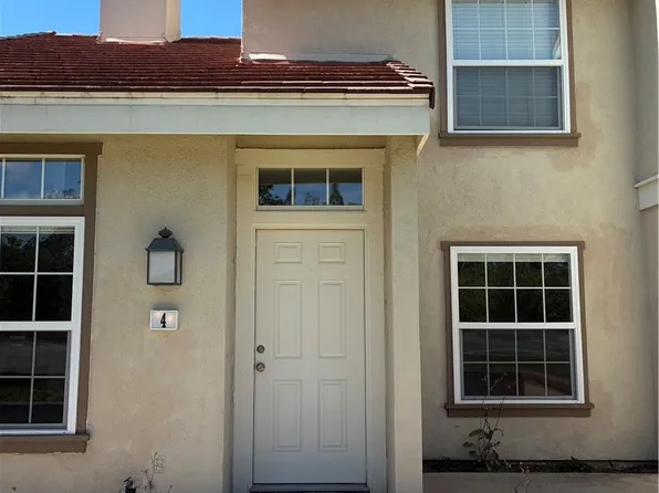 4 Wellesley, Irvine, CA 92612