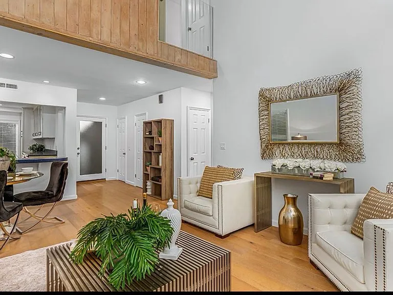 9959 Westwanda Dr — Photo 3