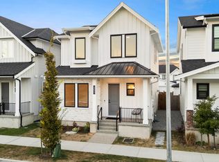 19627 75th Ave, Langley, BC V2Y3R9