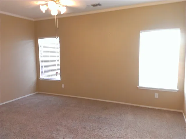 7504 Wood Slope Dr — Photo 15