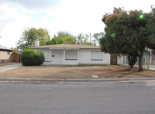 1918 E Austin Way, Fresno, CA 93726
