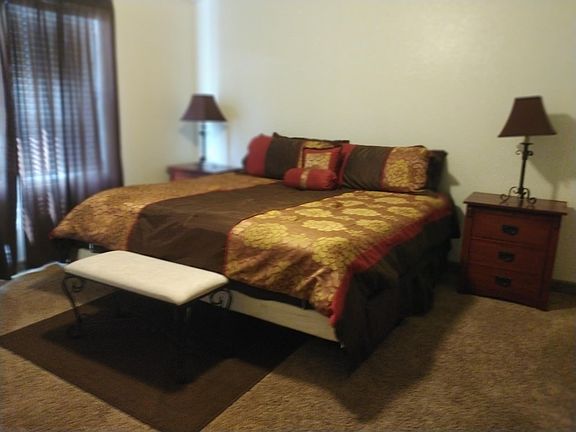 4th image of 2773 E Cactus Ln