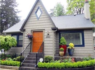 5863 SW Terwilliger Blvd, Portland, OR 97239