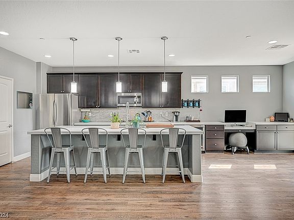 5th image of 1025 Via Dell Bacio Dr