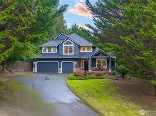 27903 NE 26th St, Redmond, WA