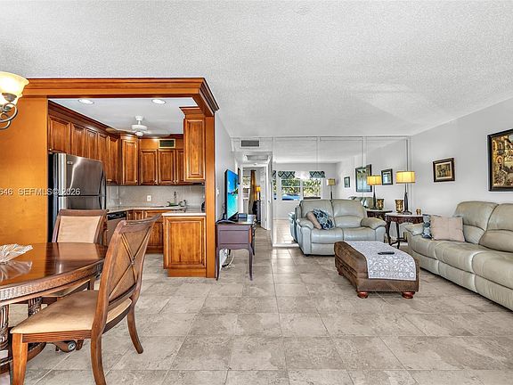 5th image of 122 Prescott Dr #F