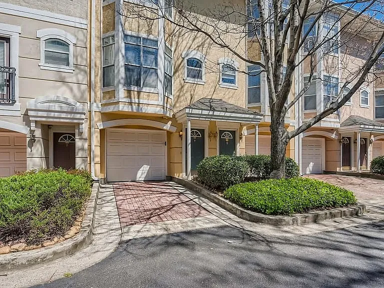 375 Highland Ave NE #1003 — Photo 14