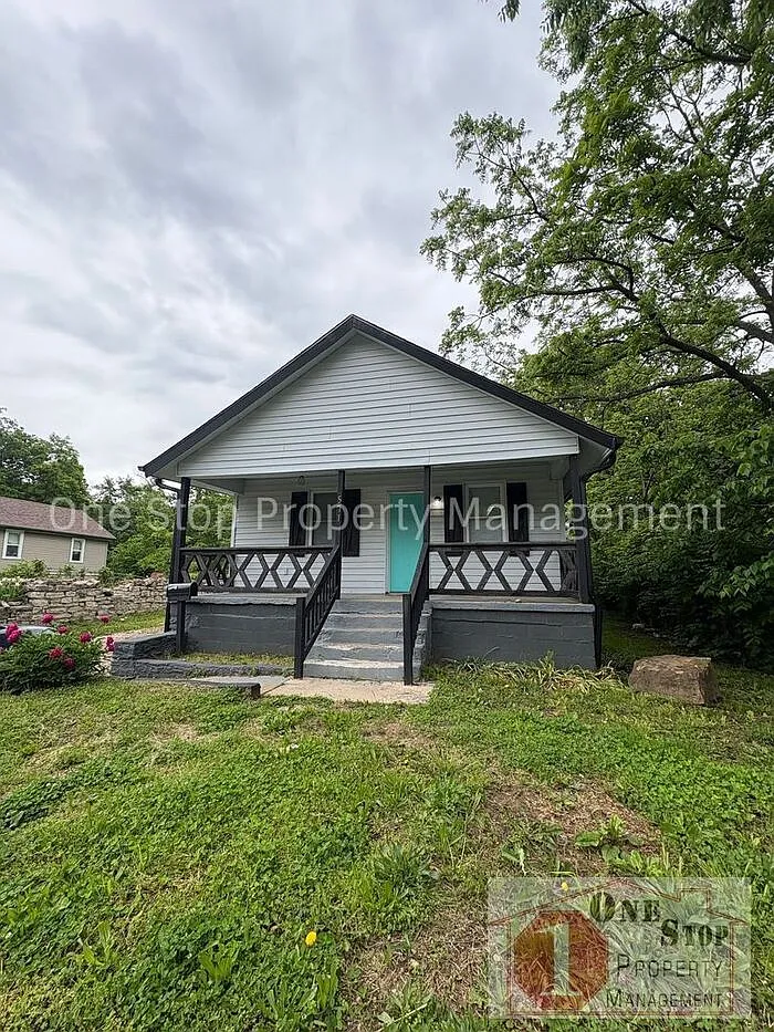 Building Photo - 5711 Jackson Ave