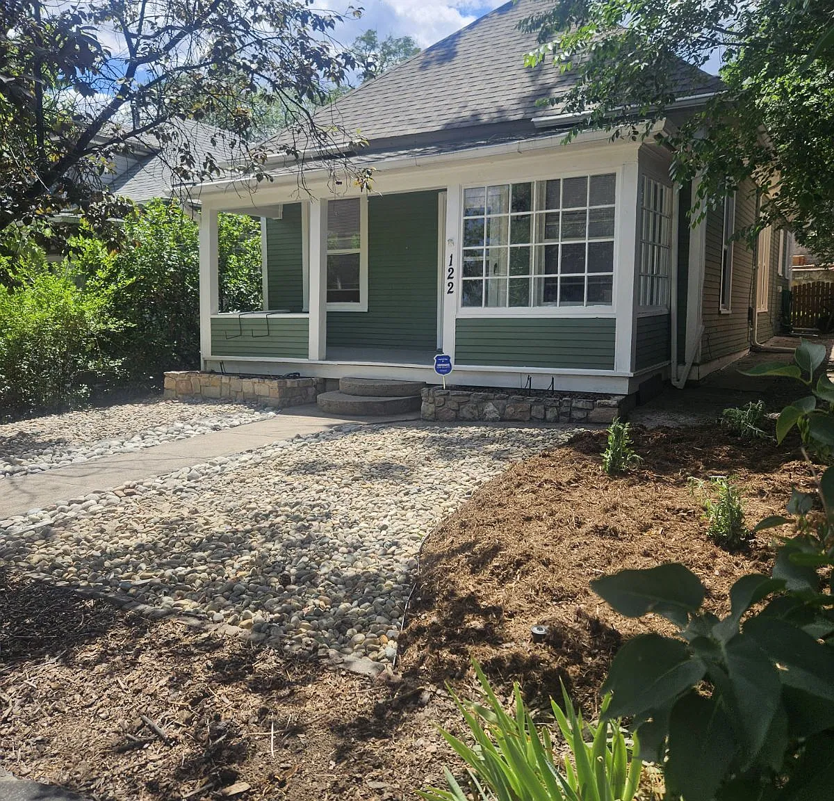 122 N Chestnut Street — Photo 2