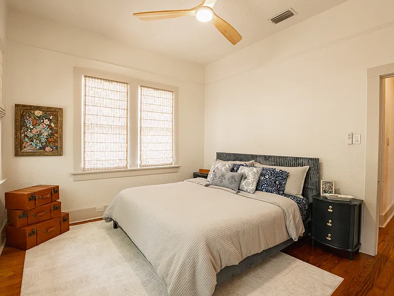 825 SE Sanchez Ave — Photo 17