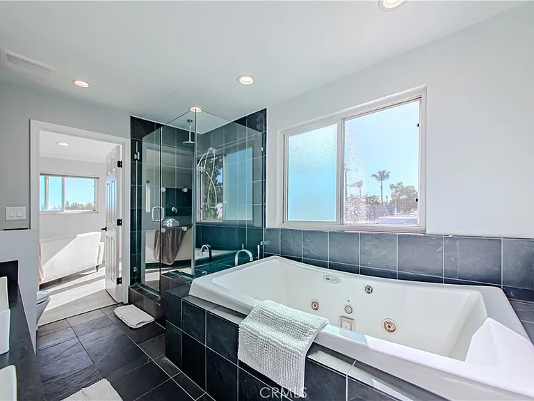 507 N Formosa Ave — Photo 24