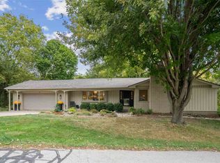 5 Fairview Knl NE, Iowa City, IA 52240