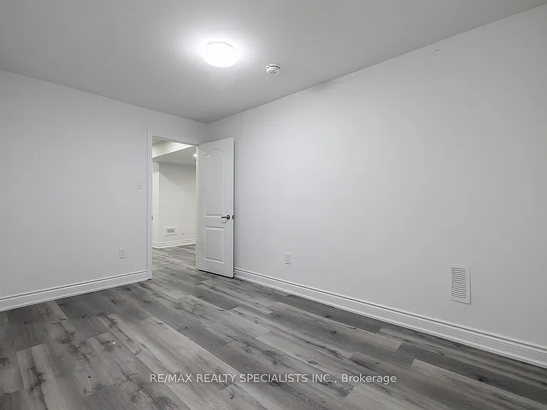 1 Huron Ln — Photo 20