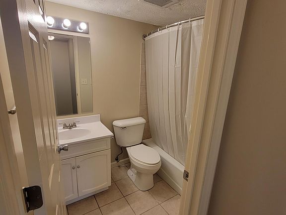 5th image of 1520 D St #2
