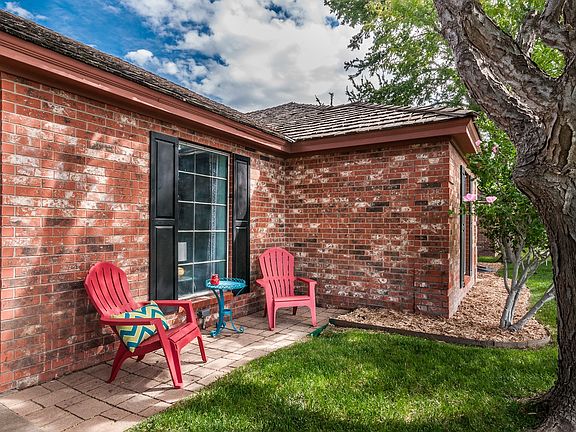 3rd image of 6404 Wentworth Dr