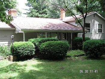 2nd image of 8067 Mentor Ave