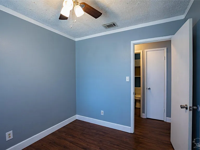 4381 Bixby Cir — Photo 14