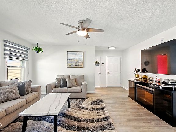 5th image of 14429 Banister Dr