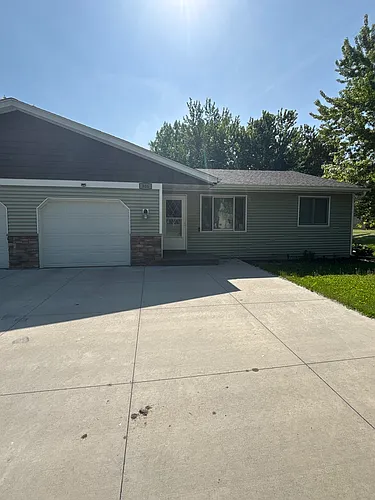 306 Willow St Photo 1